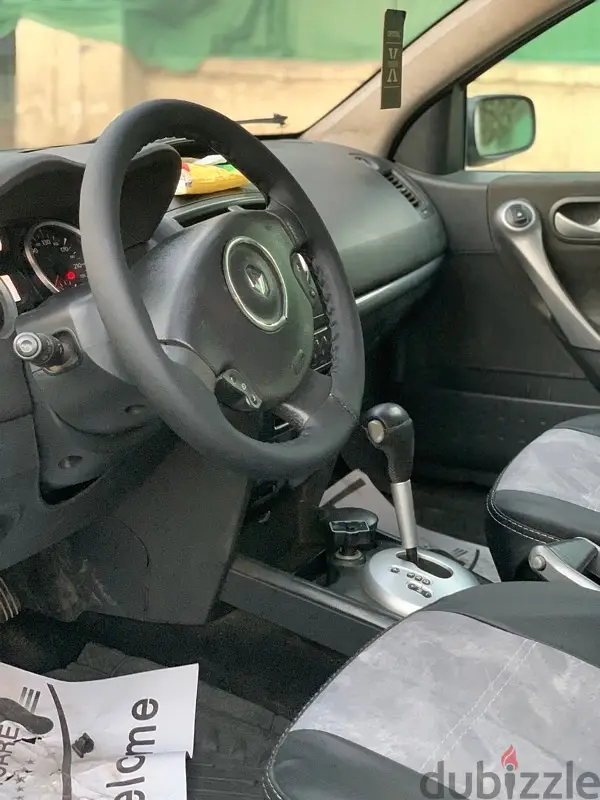 Renault Megane 200863701715168643125