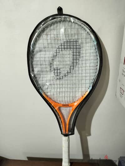 onyx tennis racket