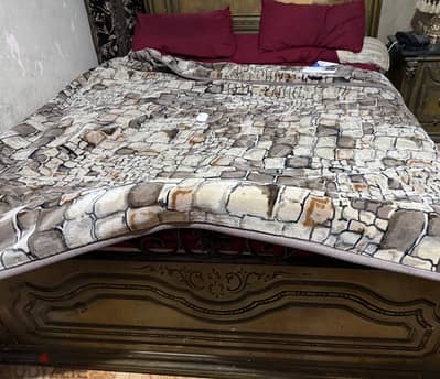 غرفه نوم كامله رئيسيه خشب زان شامله خمس قطع
