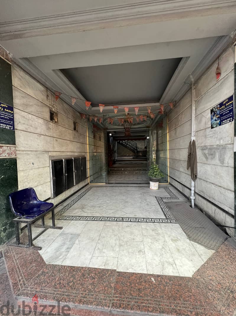 3 Bedrooms 210 sq.M Apartment for sale 3,500,000 EGP in شبرا، القاهرة