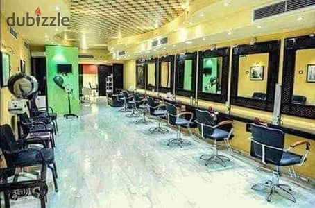Opportunity for investment to sell Beauty Center 170 m² in the finest areas of Kafr Abdo, Alexandria, suitable for several other projects in a commercial mall registered with the real estate month in the finest areas of Kafr Abdo, in front of Carrefour Kafr Abdo, equipped with the latest devices inside a large commercial mall in Kafr Abdo, including a sauna and jacuzzi.