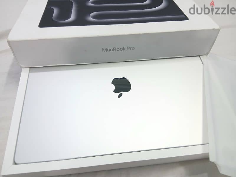 MacBook Pro m4 Pro 16 inch 24 ram - Laptop computers - 205781580