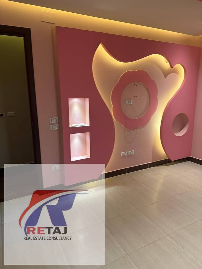 5 Bedrooms 450 sq.M Apartment for sale 12,000,000 EGP in Nasr City, Cairo