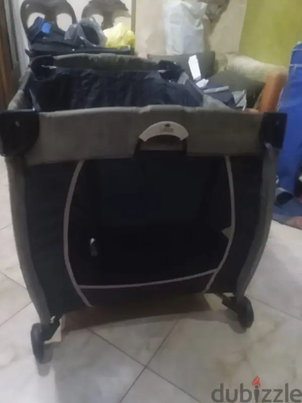 سرير اطفال