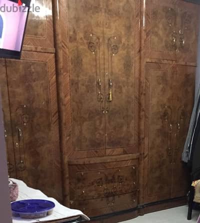 للبيع غرفة نوم كاملة