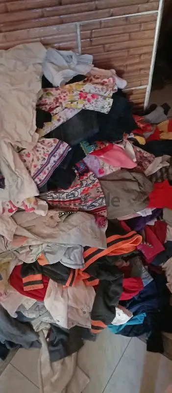 ملابس اطفال مستعمله للبيع بل الكيلو