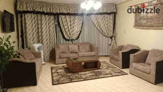 شقه مفروشه بحدايق الاهراه لقطه