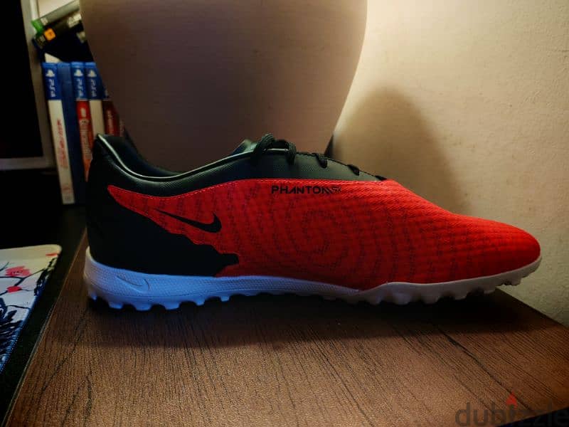 NIKE PHANTOM TF "ORIGINAL" new from Kuwait (46) 5