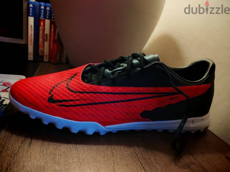 NIKE PHANTOM TF "ORIGINAL" new from Kuwait (46) 6