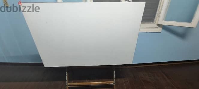 طربيزة رسم هندسي