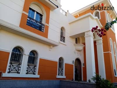 فيلا للايجار بكمبوند ديار المخابرات بشارع التسعين التجمع الخامس