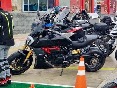 Ducati Diavel 1260s
