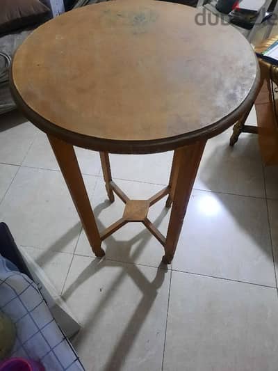 ترابيزة ركنة