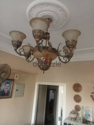 نجفة معدن نحاسى بحالة الجديد
