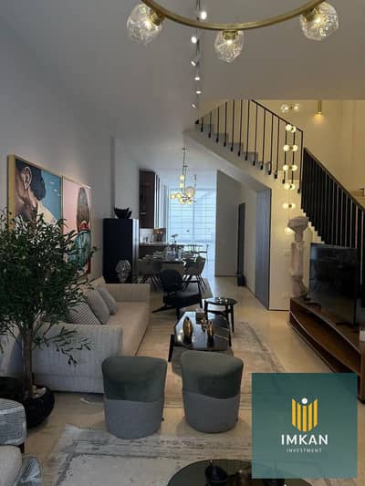 For immediate delivery in a good compound, a duplex for sale, finished, in Rehab, near the eastern market, with a distinctive sea view and installment