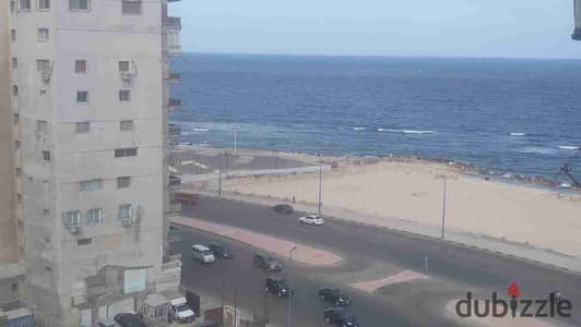 شقق للايجار مفروش في ميامي برج الشيماء الدور الثالث اسانسير غرفتين  كل غرفه بها 2 سرير ١٢٠ سم ريسبشن 3 قطع حمام ومطبخ كبار فيو بحر ميامي البوريڤاچ  والكورنيش بوضوح