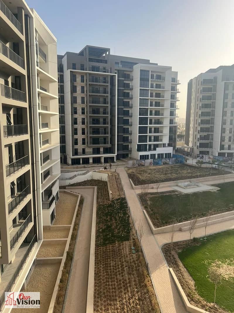4 Bedrooms 237 sq.M Apartment for sale 15,800,000 EGP in Zed Towers, Sheikh Zayed