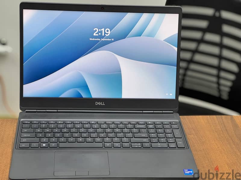 Dell Precision 7560 Workstation 7