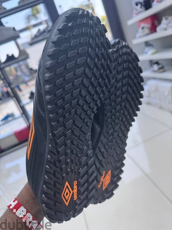 umbro brand new shoe 3