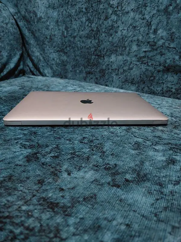 Mac book Air 202064967892895361120