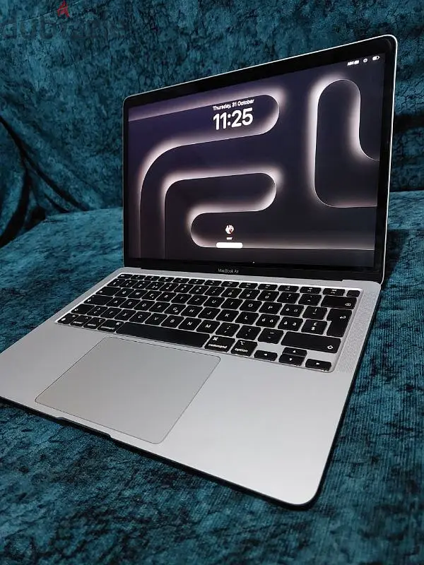 Mac book Air 202064967892895361124