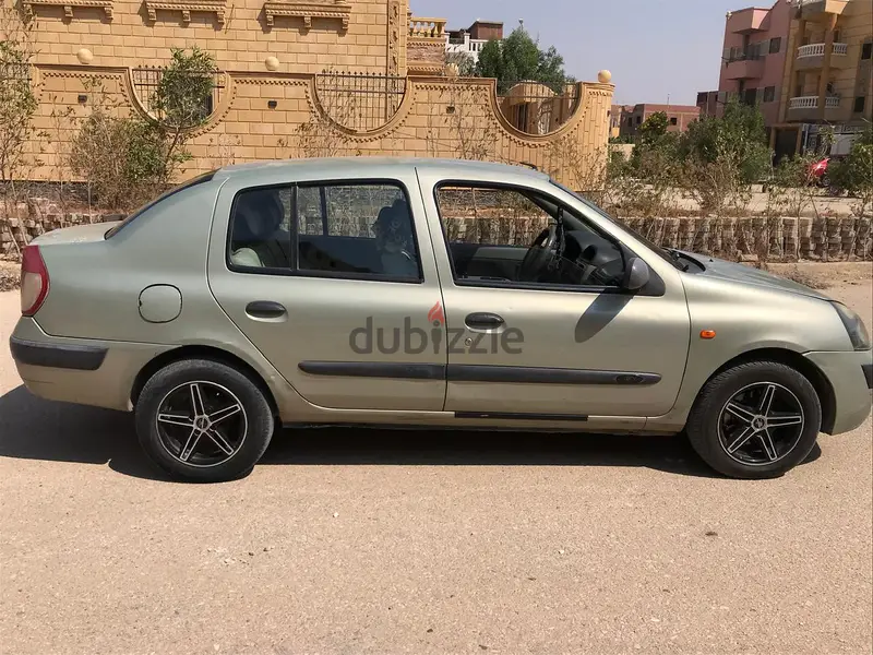 رينو كليو 200363701719796737124