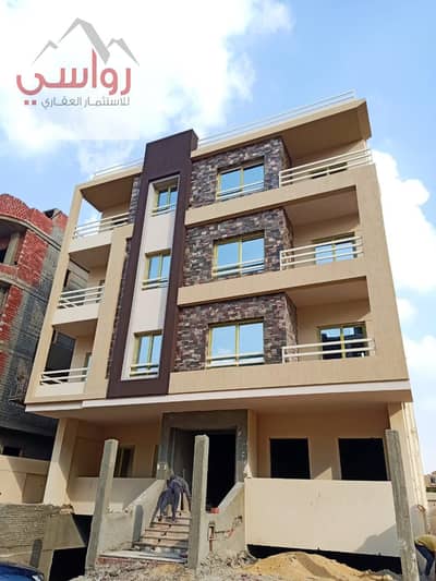Duplex villa 260m immediate delivery fully serviced in the heart of the Golden Square, New Lotus, with a special payment system over 18 months