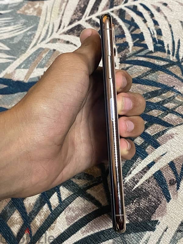 iphone xs max 3