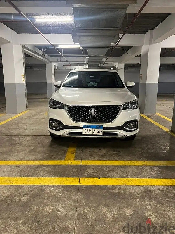 MG HS 2021