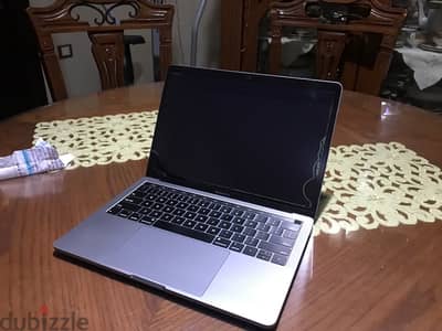 macbook pro 2019 13”