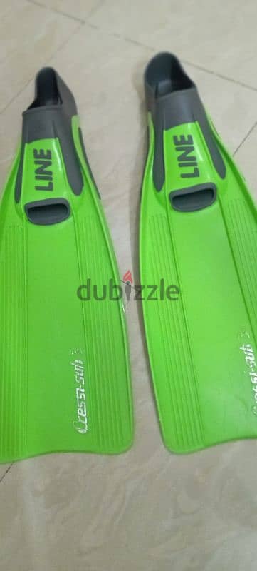 cressi sub  line  Italy  size 44-45 2