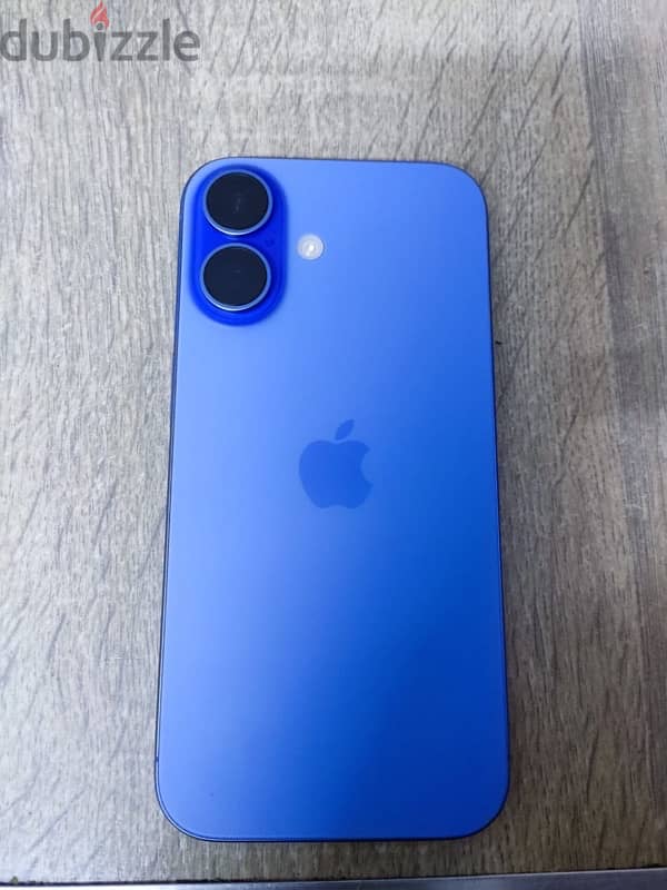 iPhone 16 3