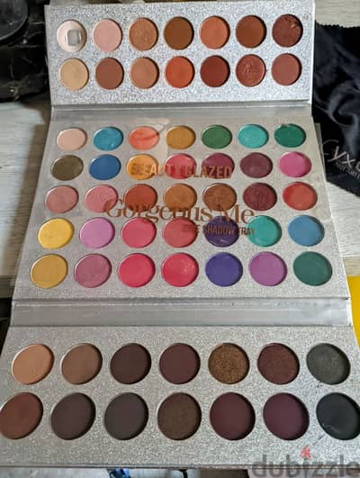 Beauty Glazed Gorgeous Me Palette Eye Shadow
