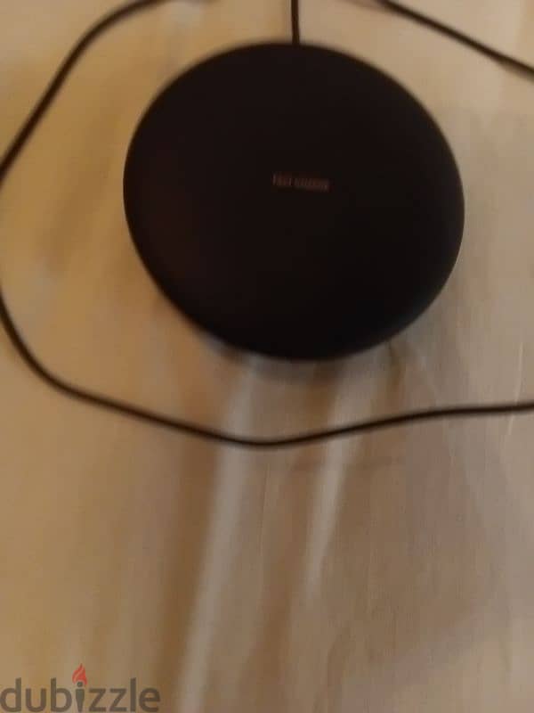 wireless fast charger samsung unit with usbC cable 1