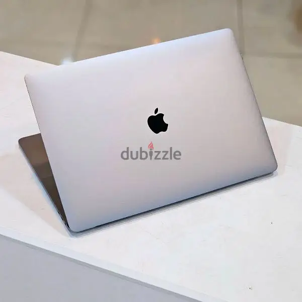 MacBook Pro 2019 32 Ram 2 Tera hard64967325354498123