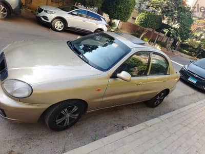 دايو لانوس 2005