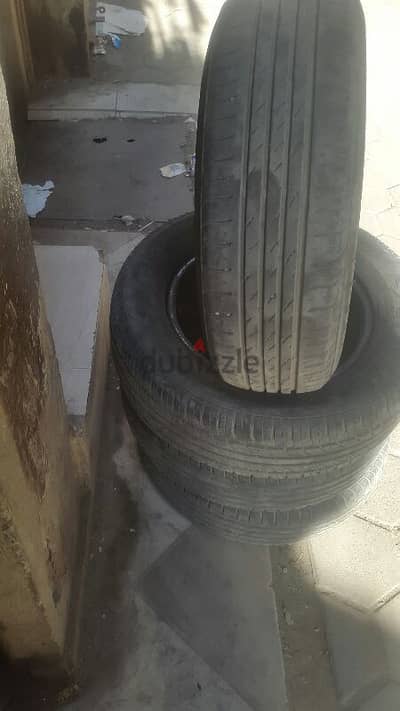 عجلتين تيبللس صناعة سلوفاكيامقاس////215/70/16/