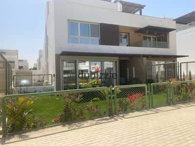 Ready to move Twin house villa for sale at upville compound next to palm hills