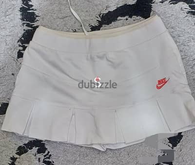 جيبات رياضية. اسكواش أو تنس