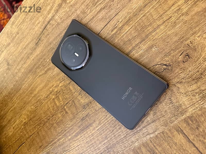 HONOR Magic V3 12