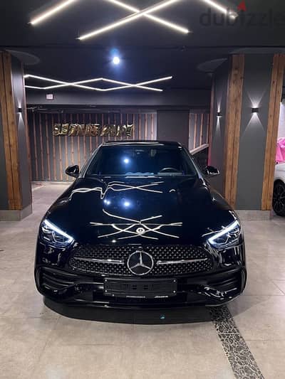 Mercedes-Benz C180 AMG 2025