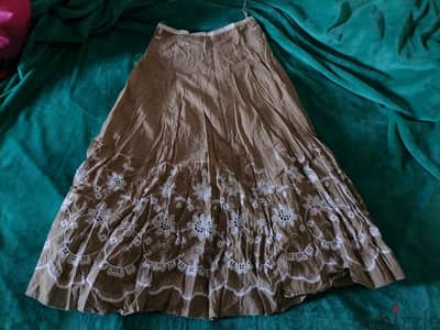 NEUXES BEIGE FLORAL SKIRT جيبة جملي