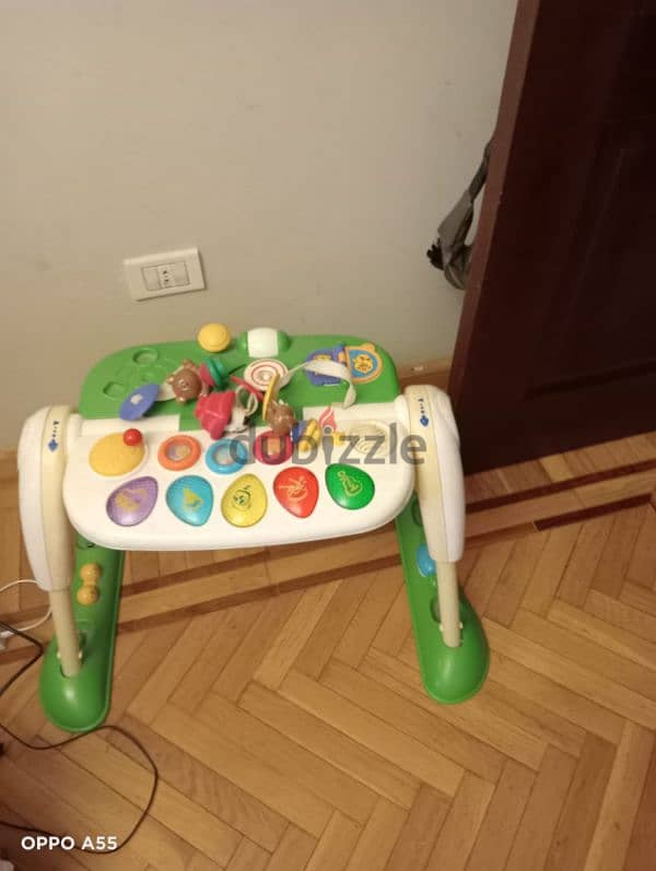 chicco entertainment centre 1