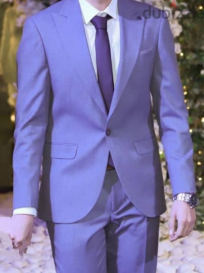 بدلة slimfit من Jakamen مقاس ٤٨ with vest