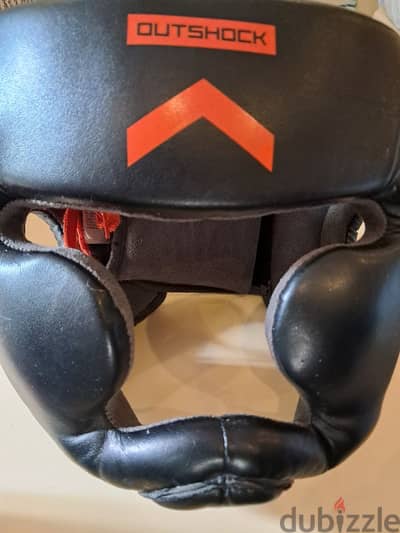 OUTSHOCK Full-Face Boxing Headgear – Brand New (No Packaging)