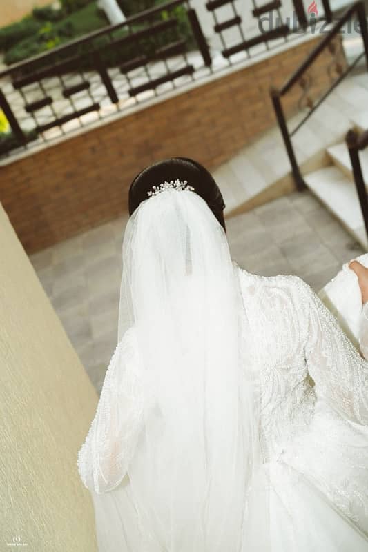luxurious wedding dress 2