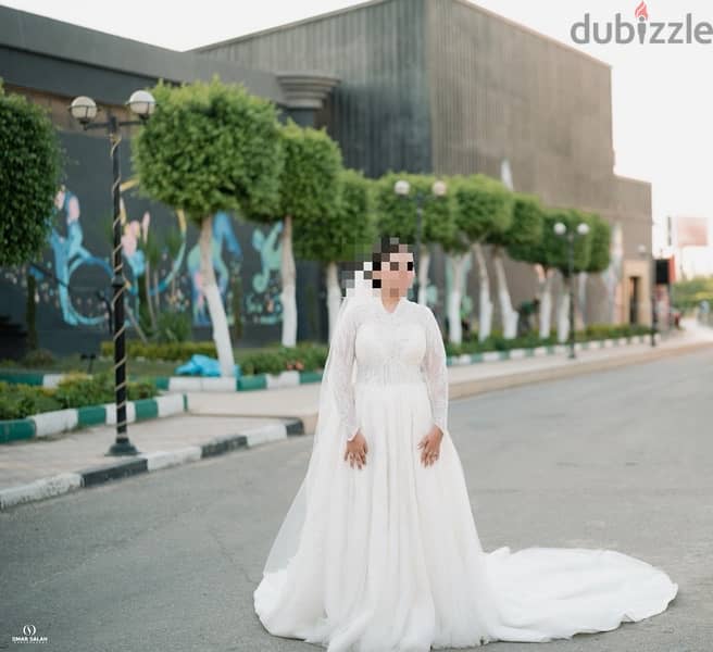 luxurious wedding dress 4