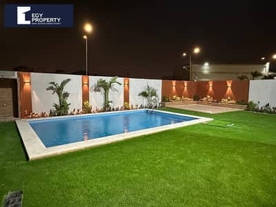 فيلا فاخرة متشطبة بالكامل بحمام سباحة للبيع في كمبوند Zayed Dunes  - الشيخ زايد