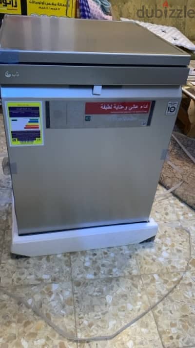 غسالة اطباق LG بالذكاء الاصطناعي والواي فاي 14فرد تحكم كامل من الهاتف