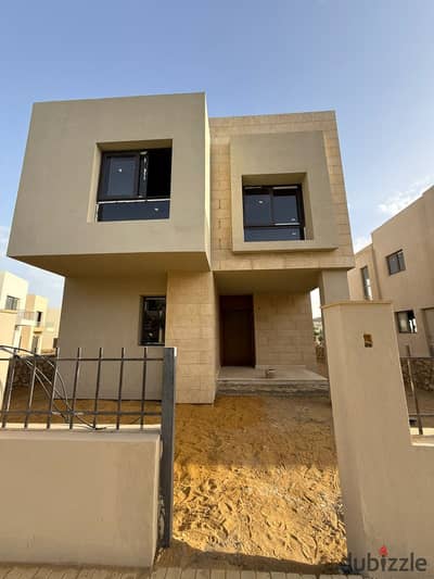 Villa ready to move with price to quick sale-Owest